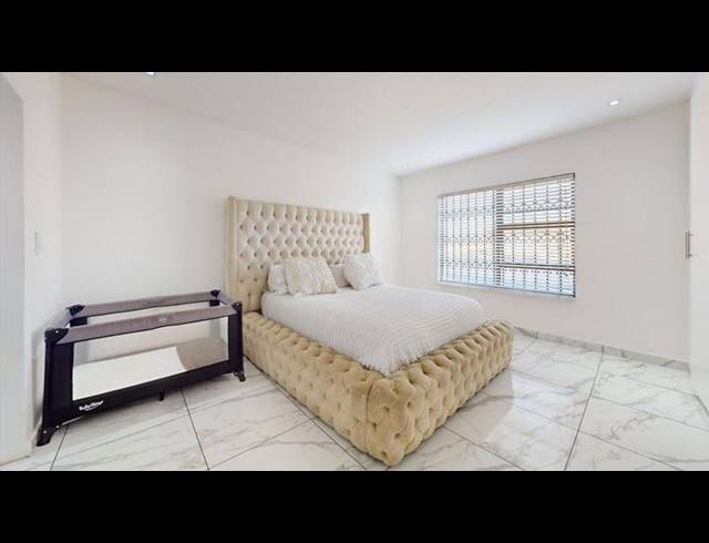 2 BEDROOM TOWNHOUSE FOR SALE IN PARKRAND